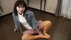 Filming young Kyoto model as she strips